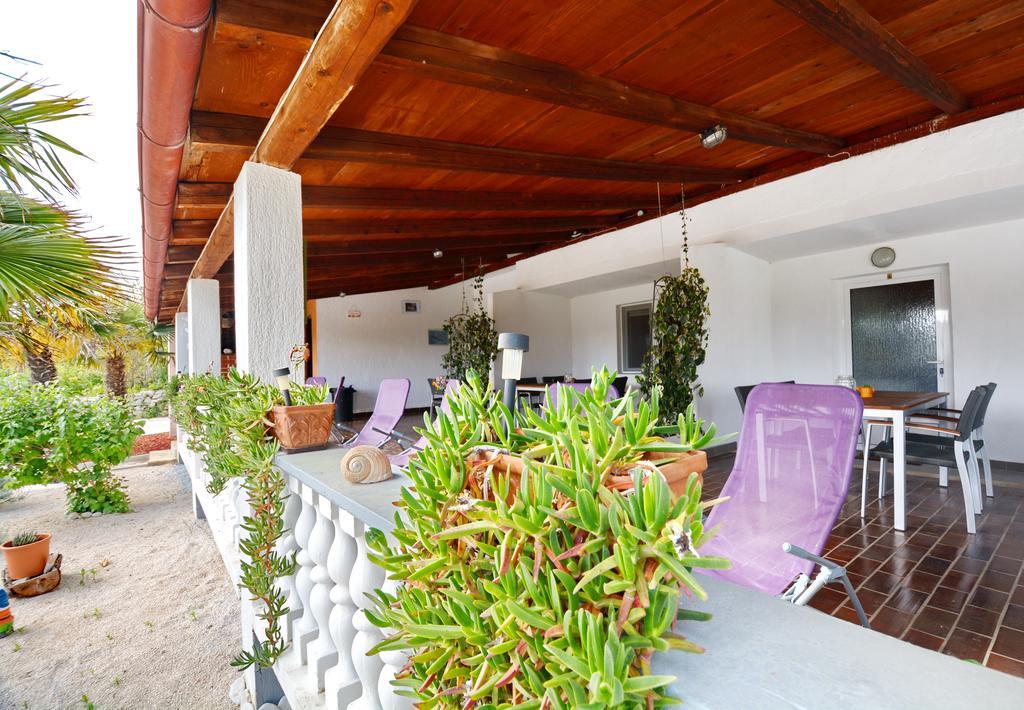 Apartments Katarina Veli Rat Dış mekan fotoğraf