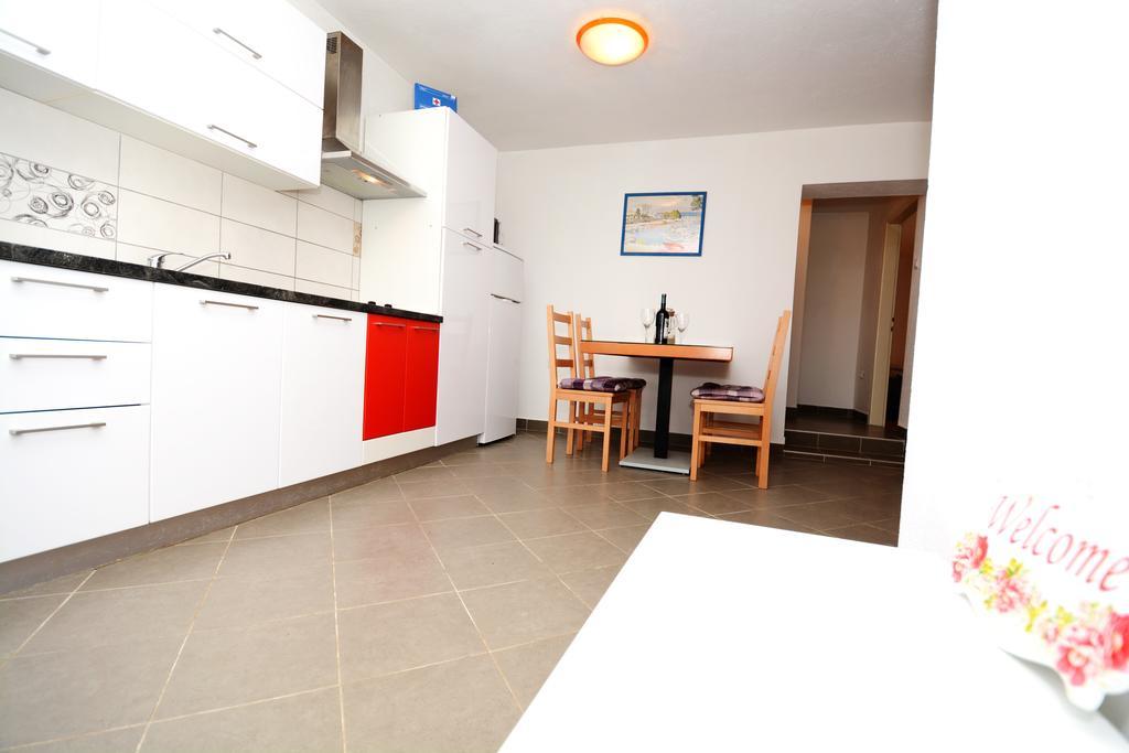 Apartments Katarina Veli Rat Dış mekan fotoğraf