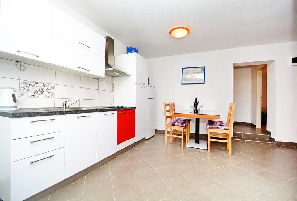 Apartments Katarina Veli Rat Dış mekan fotoğraf