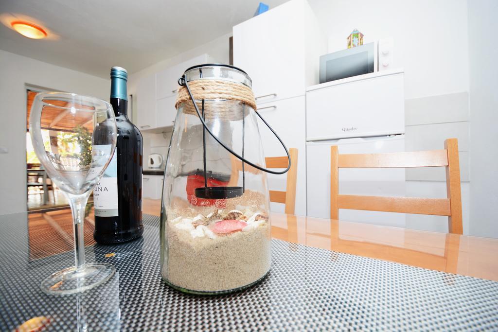 Apartments Katarina Veli Rat Dış mekan fotoğraf
