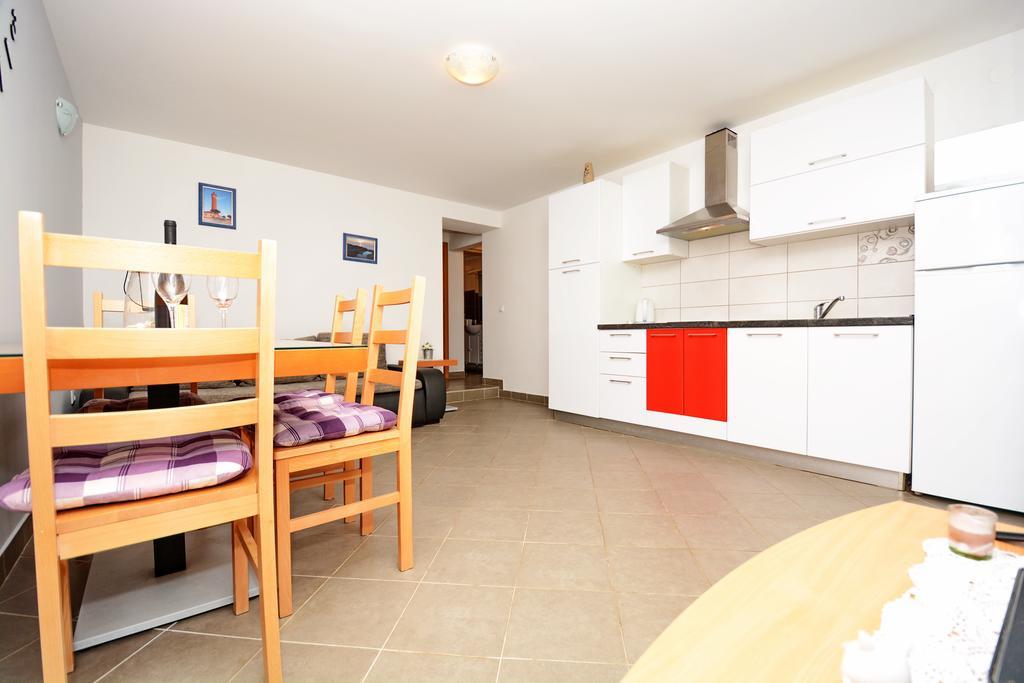 Apartments Katarina Veli Rat Dış mekan fotoğraf