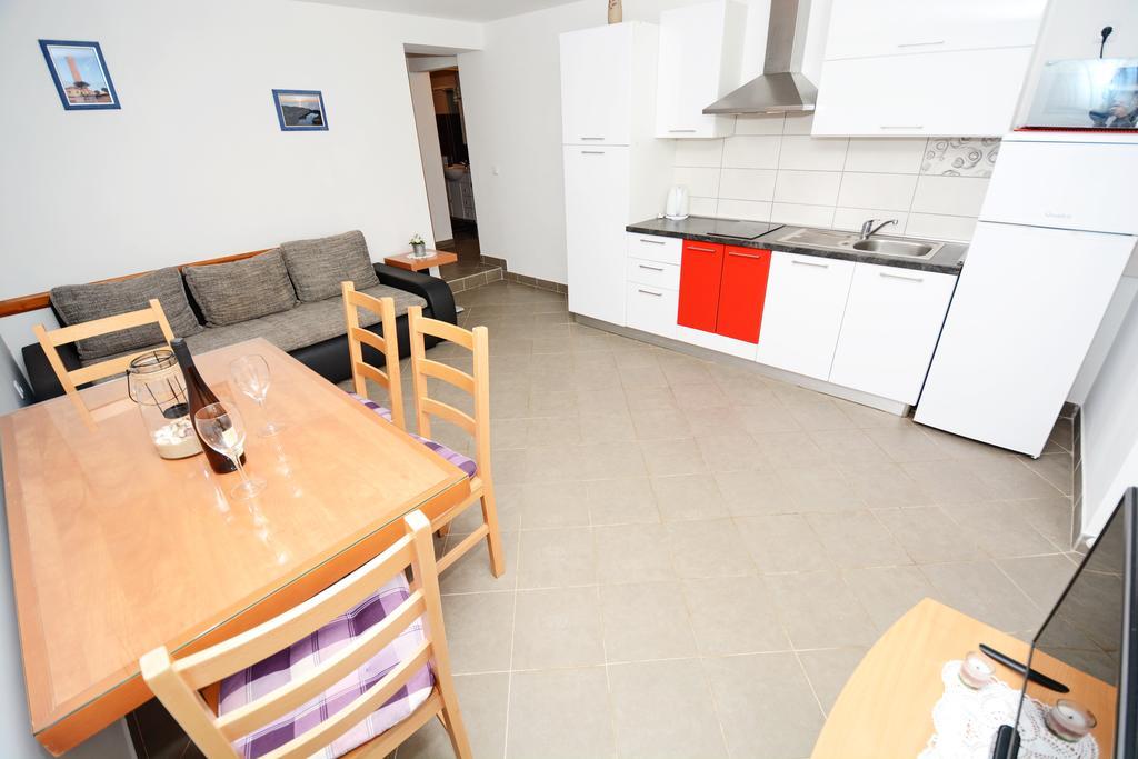 Apartments Katarina Veli Rat Dış mekan fotoğraf