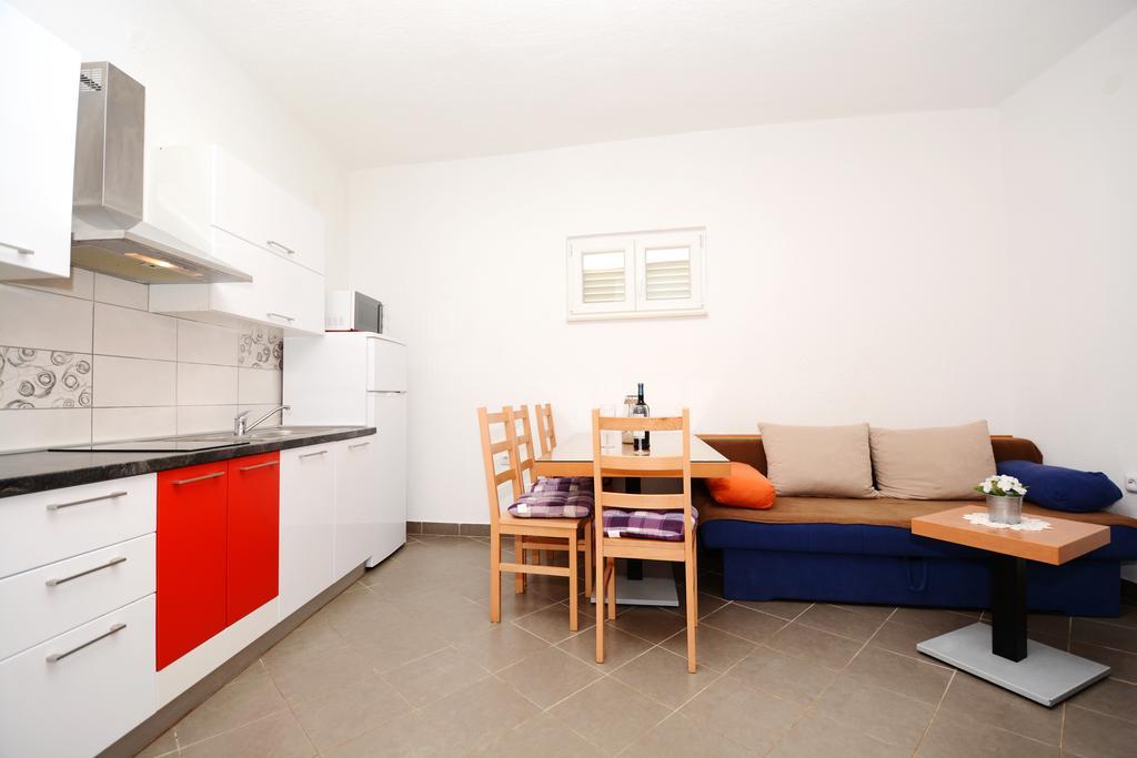 Apartments Katarina Veli Rat Dış mekan fotoğraf