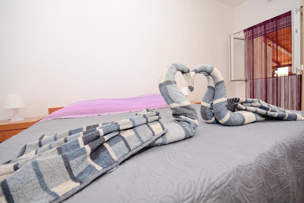 Apartments Katarina Veli Rat Dış mekan fotoğraf